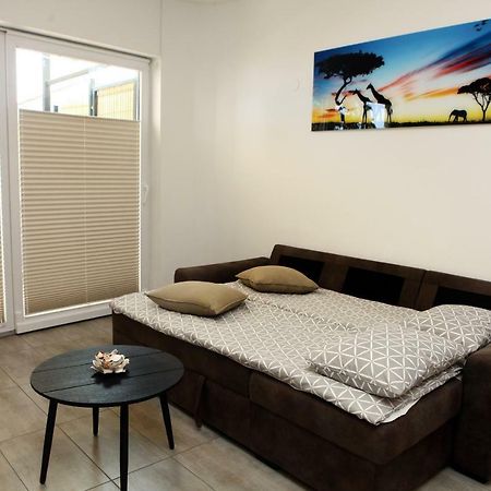 Trendy Apartment Izola Js Bagian luar foto