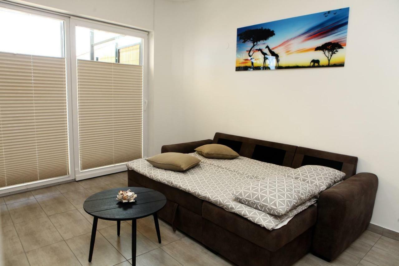 Trendy Apartment Izola Js Bagian luar foto