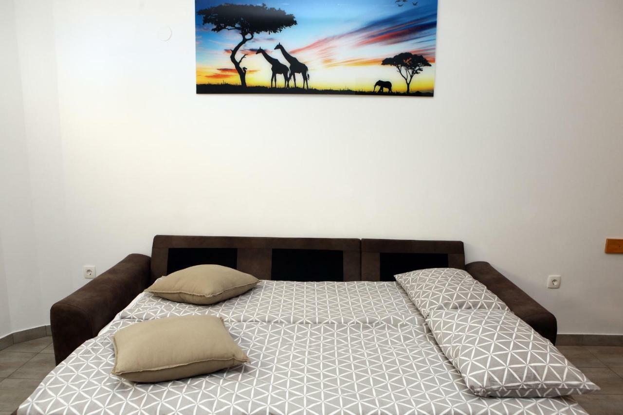Trendy Apartment Izola Js Bagian luar foto