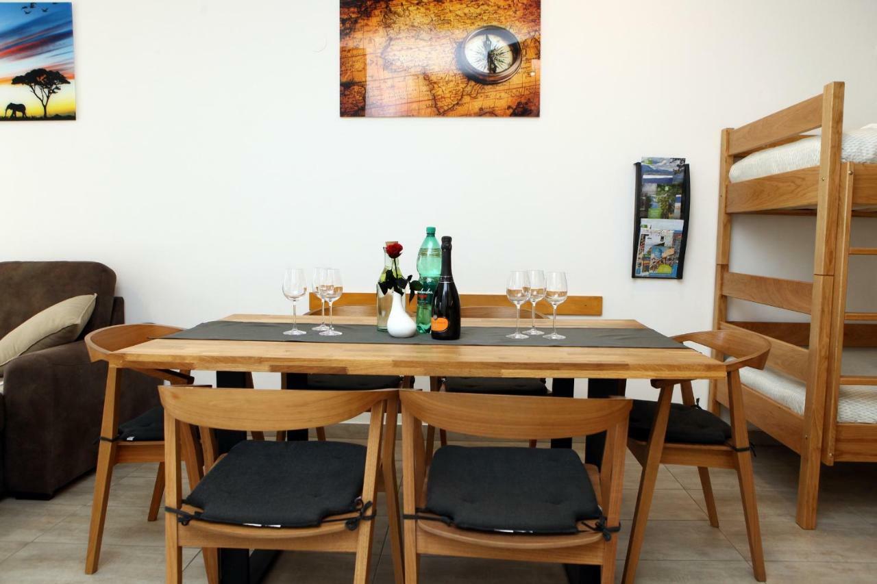 Trendy Apartment Izola Js Bagian luar foto