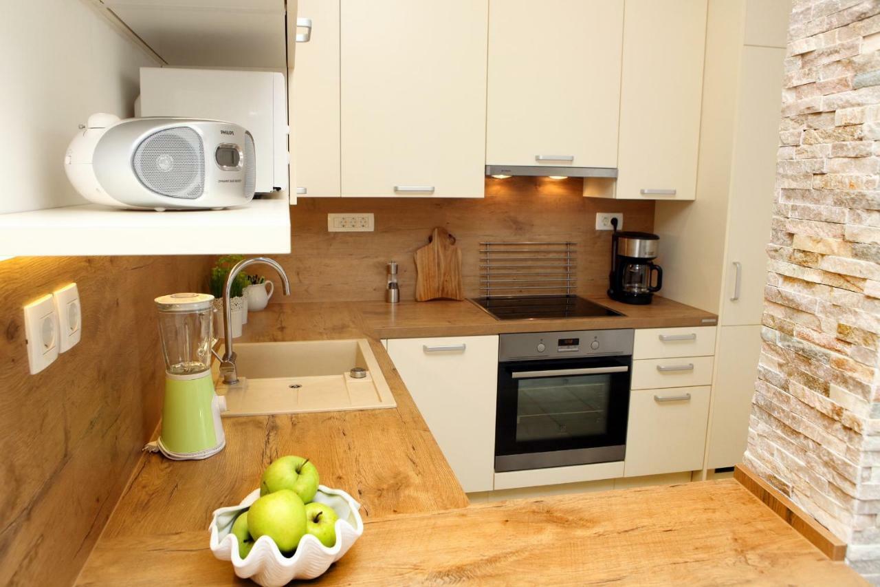 Trendy Apartment Izola Js Bagian luar foto