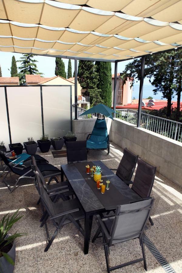 Trendy Apartment Izola Js Bagian luar foto