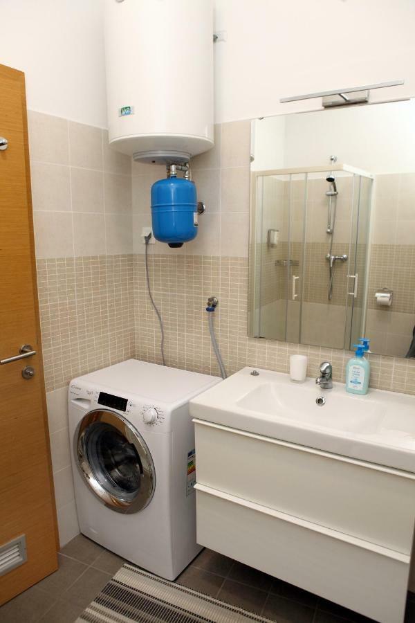 Trendy Apartment Izola Js Bagian luar foto