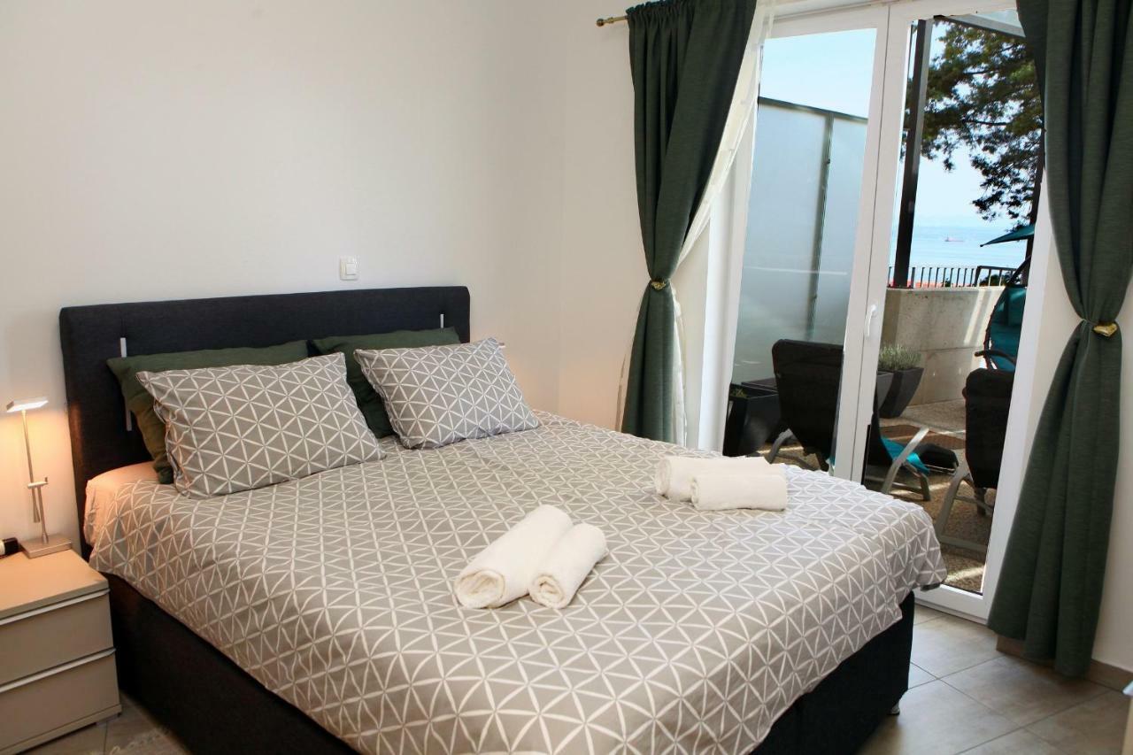 Trendy Apartment Izola Js Bagian luar foto